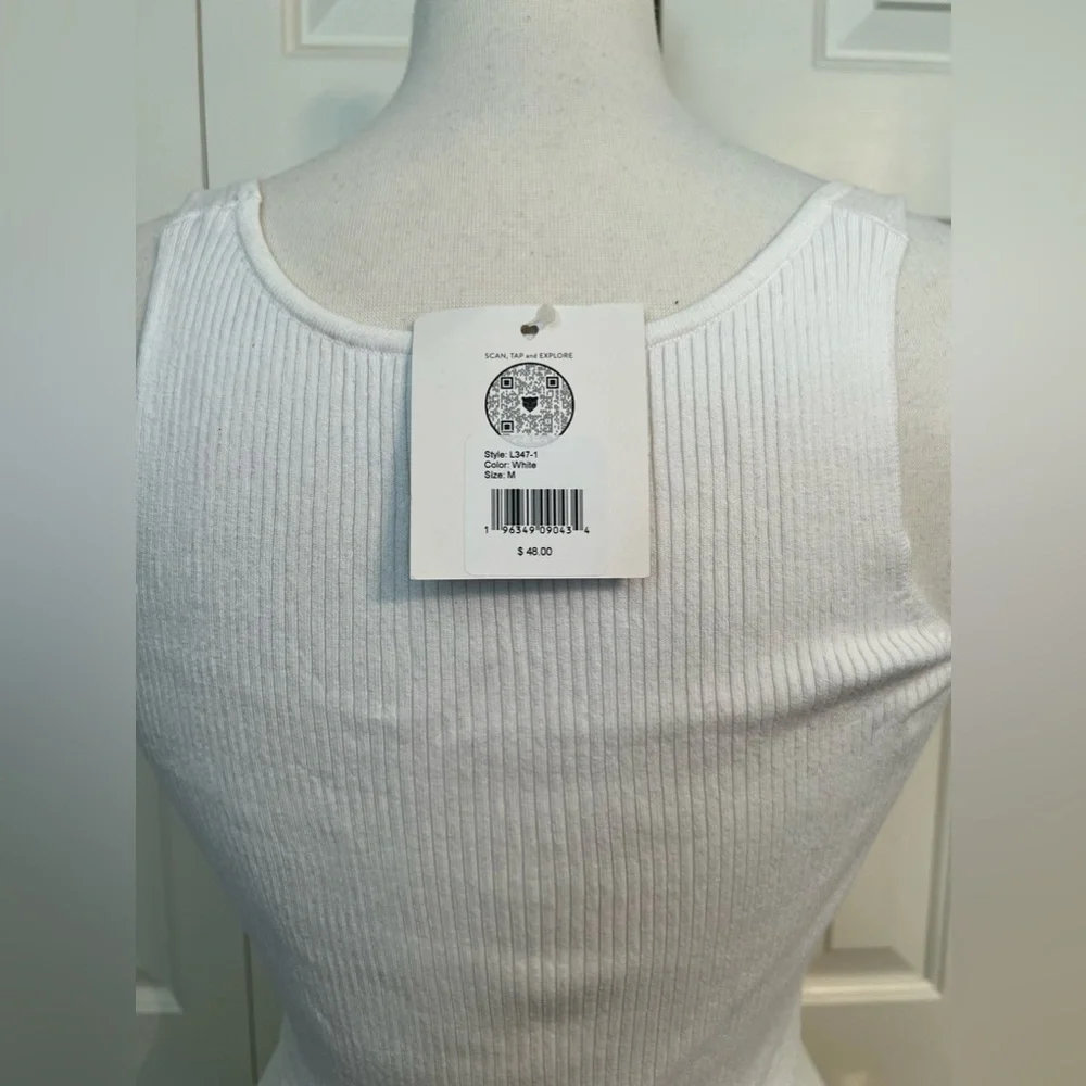 NWT LITA by Ciara White Ribbed Crop Top - Picture 8 of 8